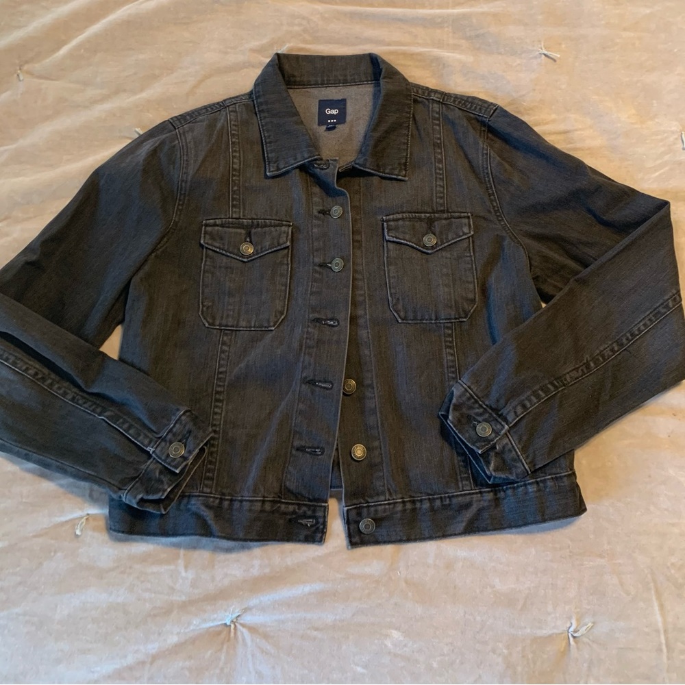 Gap faded black Jean jacket. Size XL gently worn